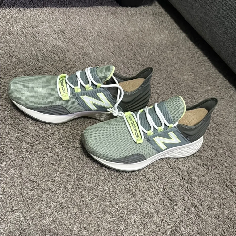 FIGS | New Balance ROAV Green and Lime Sneakers woman’s size 8 men 6.5